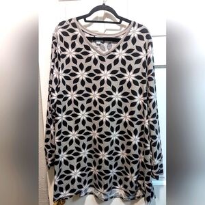 Lularoe Elizabeth Tunic